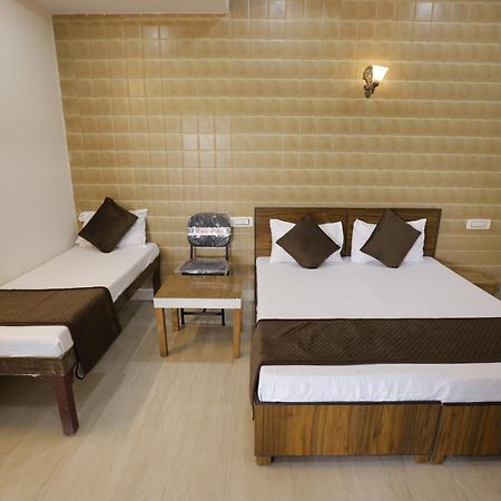 Basil Inn Home Stay Walking Distance From Taj Mahal Agra Агра Екстер'єр фото