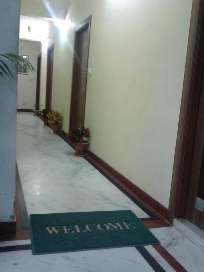 Basil Inn Home Stay Walking Distance From Taj Mahal Agra Агра Екстер'єр фото